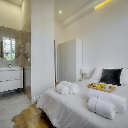Cannes Centre, Parking, Elegant 2 Chambres, 2 Sdb A2B248 *