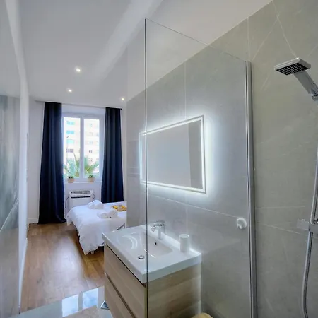 Elegant 2 Parking, Clemenceau- Centre A2b248 Apartment *