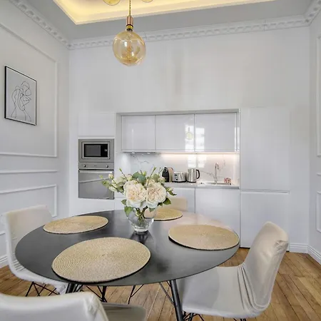 Apartment Elegant 2 Parking, Clemenceau- Centre A2b248 *