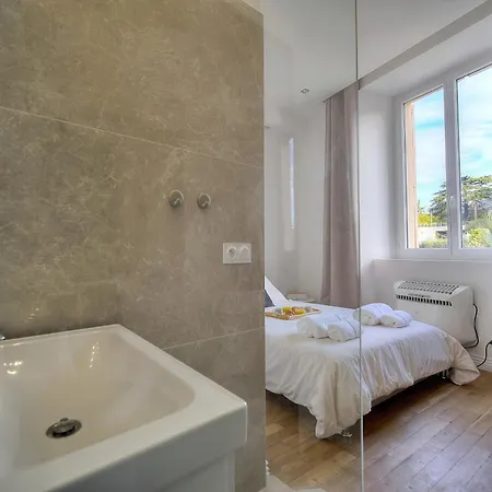 Cannes Centre, Parking, Elegant 2 Chambres, 2 Sdb A2B248 * Cannes